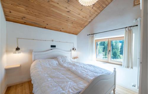 Castello Tesino House | Beautiful Home In Castello Tesino