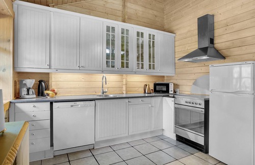 Kalundborg House | Beautiful home in Kalundborg with sauna