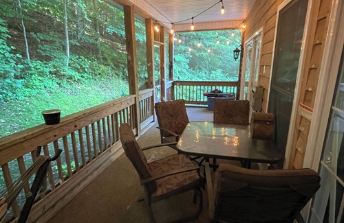 Sloans Valley House | Beautiful home in Lake Cumberland Resort