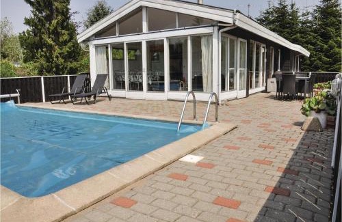 Vejlby Fed House | Beautiful Home In Middelfart With Sauna