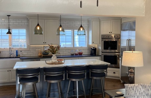 Wauwatosa House | Beautiful home in Milwaukee suburb, easy access to downtown Milwaukee.