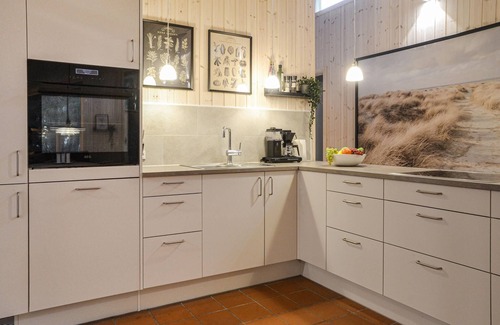 Mosevra House | Beautiful home in Oksbøl with sauna
