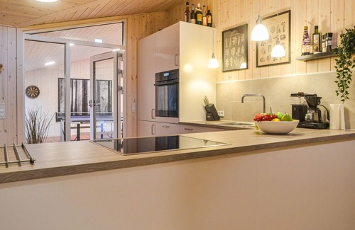 Mosevra House | Beautiful home in Oksbøl with sauna