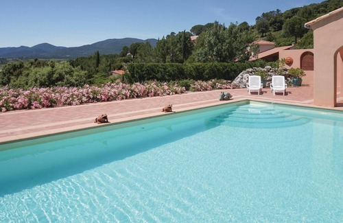 Pierrerue House | Beautiful home in Pierrerue