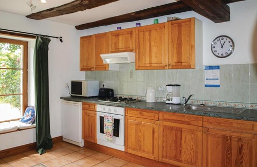 Pluduno House | Beautiful home in Pluduno with 4 Bedrooms and WiFi
