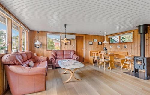 Nordost House | Beautiful Home In Sæby With Wifi