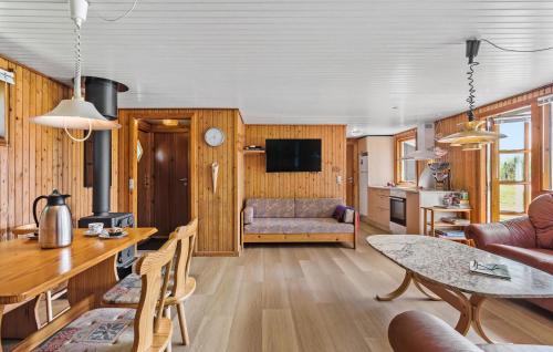Nordost House | Beautiful Home In Sæby With Wifi