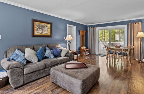 Cary House | Beautiful Home in Safe, walkable Cary Neighborhood