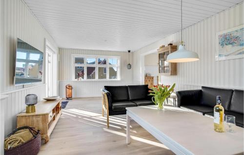 Skagen House | Beautiful Home In Skagen With Kitchen
