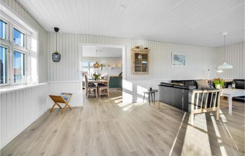 Skagen House | Beautiful Home In Skagen With Kitchen
