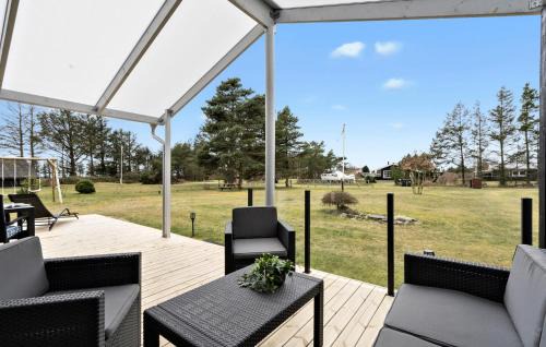 Skjern House | Beautiful Home In Skjern With Kitchen