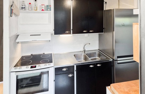 Stravalla House | Beautiful home in Stråvalla with WiFi