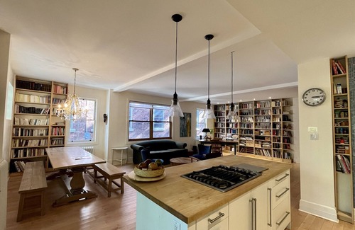 Monkland Village House | Beautiful Home In The Heart Of NDG