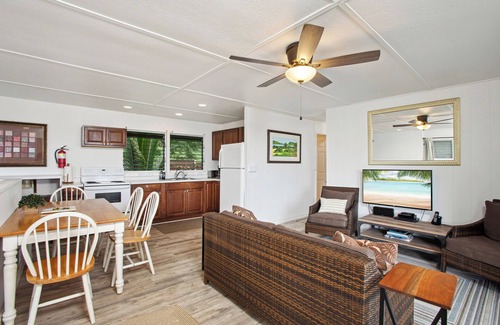 Hana House | Beautiful home in the Heart of Hana, sleeps 4 with 2br/1b