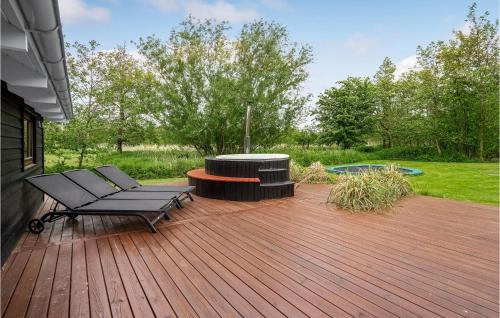 Marielyst House | Beautiful Home In Væggerløse With Wifi