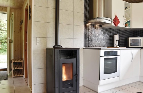 Thorsminde House | Beautiful home in Vemb with WiFi