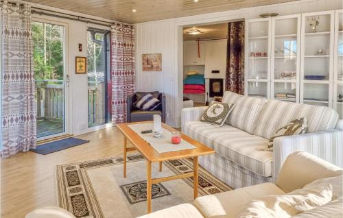 Vessigebro House | Beautiful Home In Yngered With Wifi