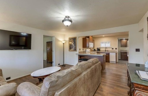 Coeur d'Alene House | Beautiful Home located on the main road in resort town Coeur d' Alene