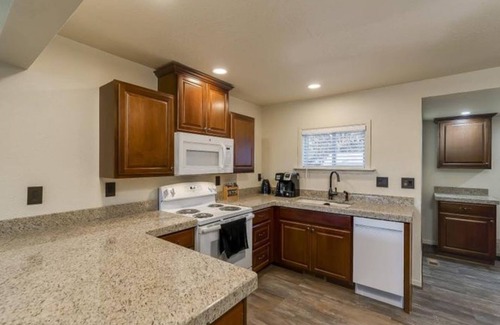 Coeur d'Alene House | Beautiful Home located on the main road in resort town Coeur d' Alene