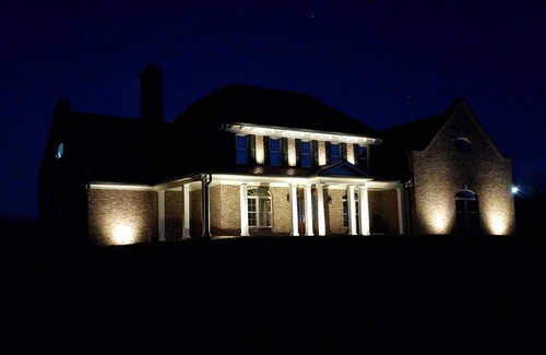 Lexington House | Beautiful Home located on 34 acres conveniently located 1.5 miles from I-85.