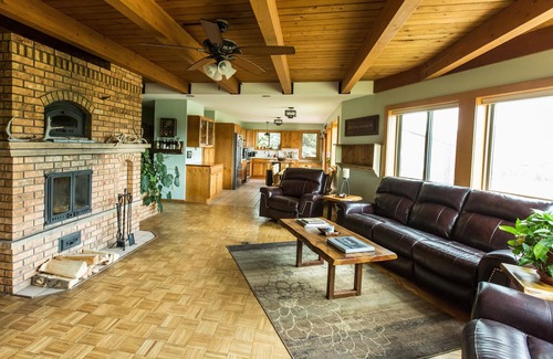 Emigrant House | Beautiful home located in the heart of Paradise Valley