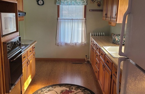 Fox Lake House | Beautiful home located near Beautiful lake, parks & Aquatic center