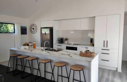 Woolston House | Beautiful home near everything!