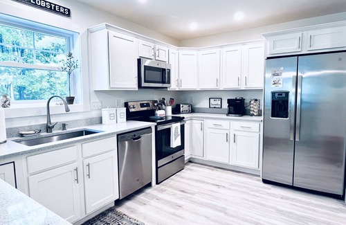 Southern Coast House | Beautiful Home Near Beach and Town