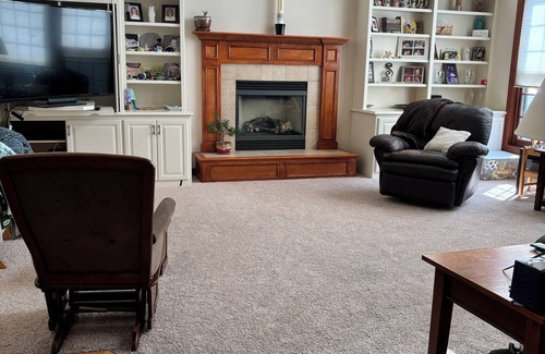 Hobart House | Beautiful home near Lambeau Field in quiet subdivision