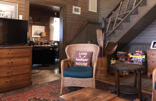 Newport House | Beautiful Home on Lake Memphremagog!!!