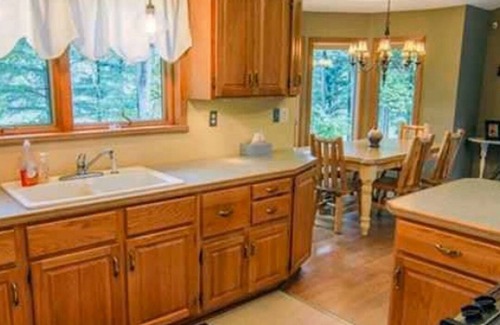 Skidway Lake House | Beautiful home on Rifle River! Enjoy kayaking, outdoor fire, wildlife viewing