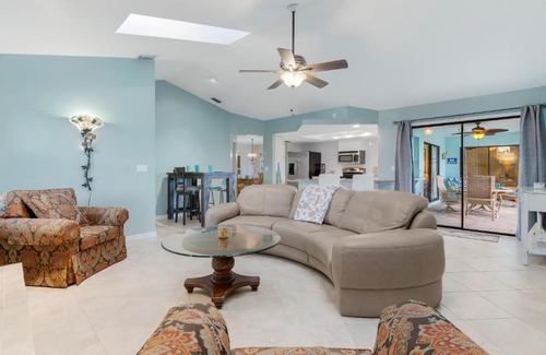Pebble Beach House | Beautiful home overlooking a freshwater pond and golf course