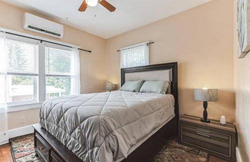 East Daytona House | Beautiful Home Steps from the beach + Side Porch