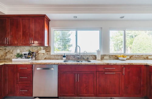 Woodland Hills House | Beautiful Home Stunning Views W/Salt Water Pool