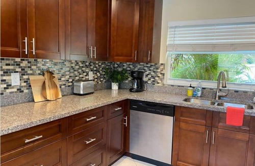 North Palm Beach House | Beautiful Home in Sunny & Safe North Palm Beach