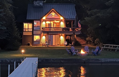 Higgins Lake House | Beautiful Home w/2 fireplaces, Deck, and 75ft of Private Higgins Lake Frontage