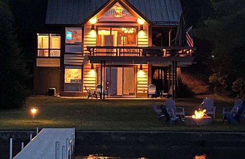 Higgins Lake House | Beautiful Home w/2 fireplaces, Deck, and 75ft of Private Higgins Lake Frontage