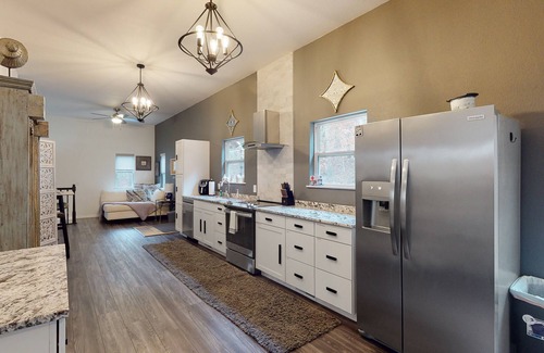 Holiday Island House | Beautiful home with extraordinary lake views from large deck & modern amenities