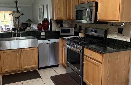 Virginia Trace House | Beautiful home within Walking distance to Sumter Landing