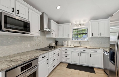 Rowlett House | Beautiful Home with Pool in Rowlett