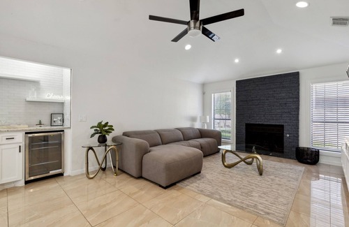 Rowlett House | Beautiful Home with Pool in Rowlett