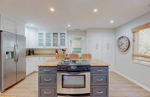 Hilton Head Island House | Beautiful Home with Private Pool located on George Fazio Golf Course!