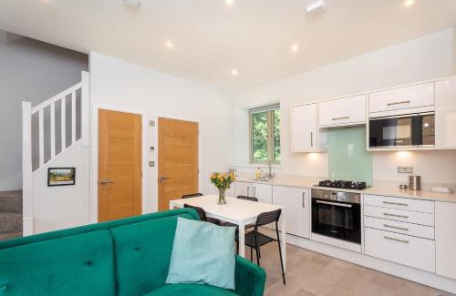 Chipping Norton House | Beautiful Honeycomb Cottage in heart of Cotswolds