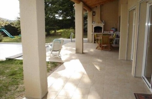 Vaison-la-Romaine House | Beautiful house with swimming pool, superb view on Mont Ventoux and old town