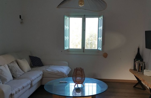 Pujaire House | Beautiful house with plot and pool 50 m from the beach