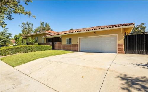 Raisin Villa | Beautiful house in the best neighborhood