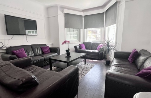 Bournemouth House | Beautiful House near the beach