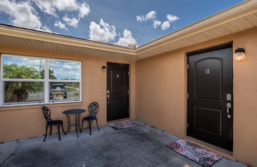Warm Mineral Springs House | Beautiful House near Warm Mineral Springs
