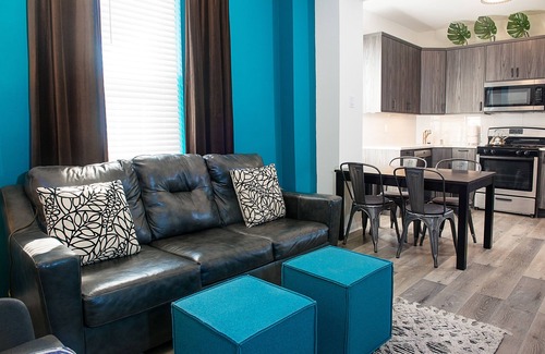Southwest Center City House | Beautiful House On Garden Block. First Floor Bedroom!