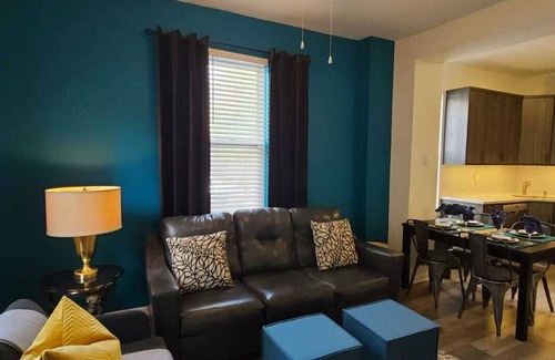 Southwest Center City House | Beautiful House On Garden Block. First Floor Bedroom!